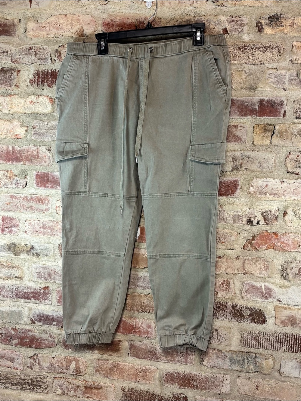 Khaki green cargo pants XL